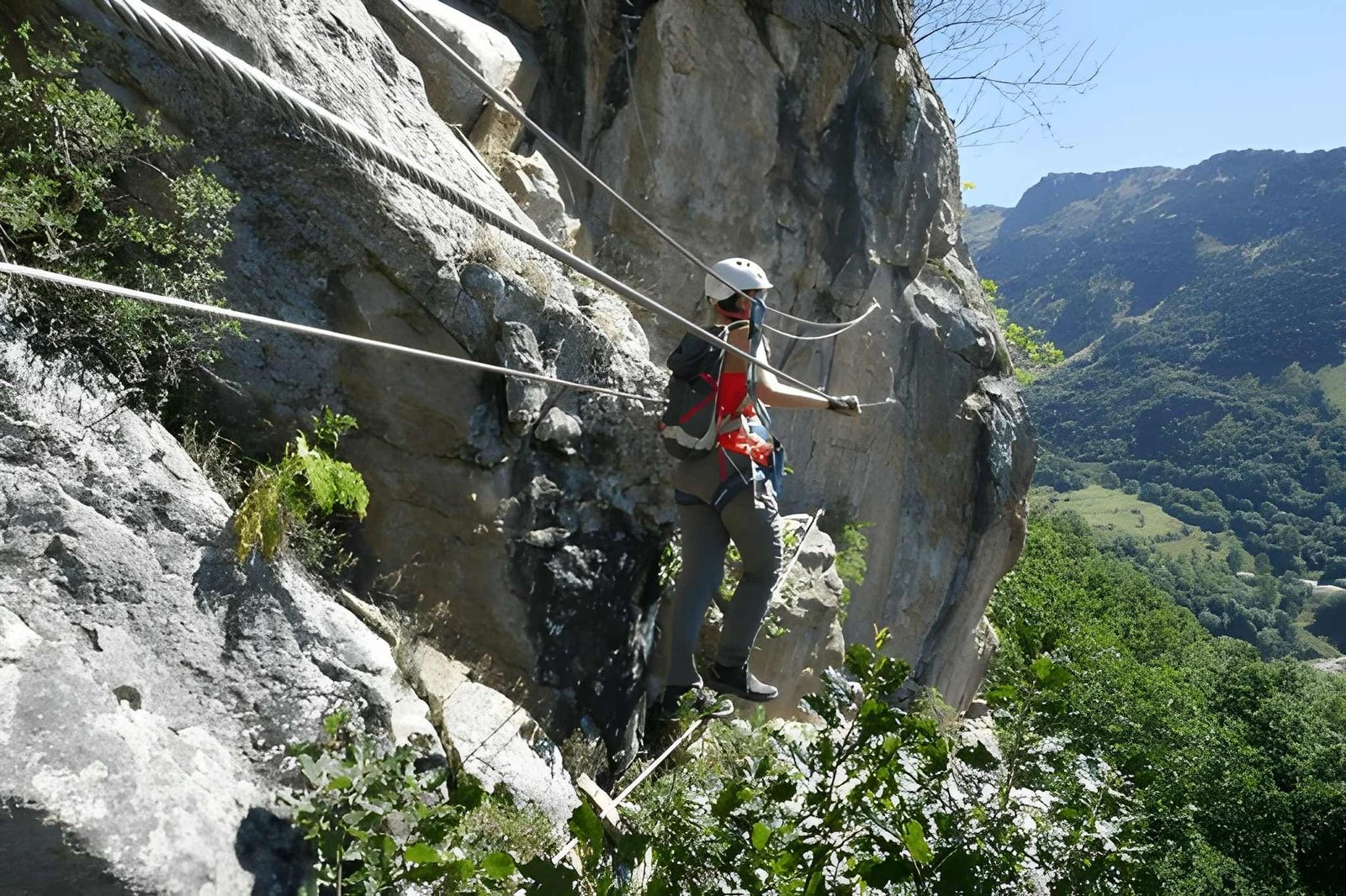 Vistas del embalse desde la vía ferrata de El Chorro